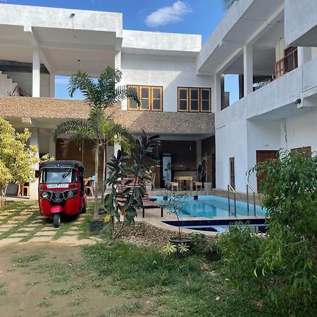 Share Safari Family Bungalow Udawalawe Exterior photo